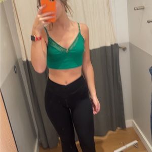 Meet your Posher, Claire